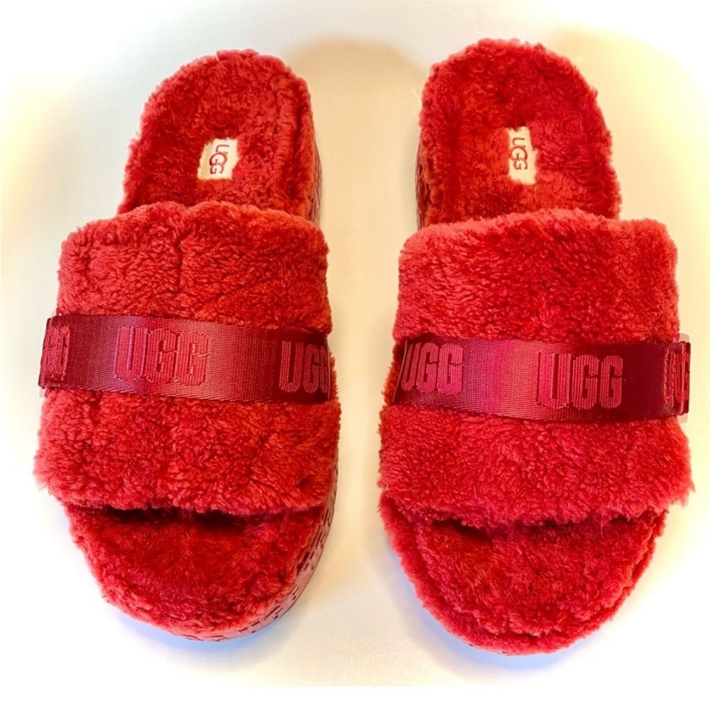 Women’s fluffy UGGs! Size 10. Like new.